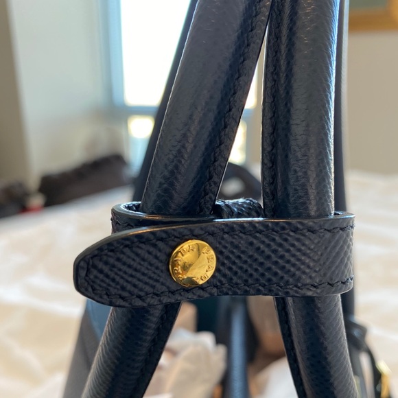 PRADA Navy Blue Saffiano leather bag - Picture 12 of 14